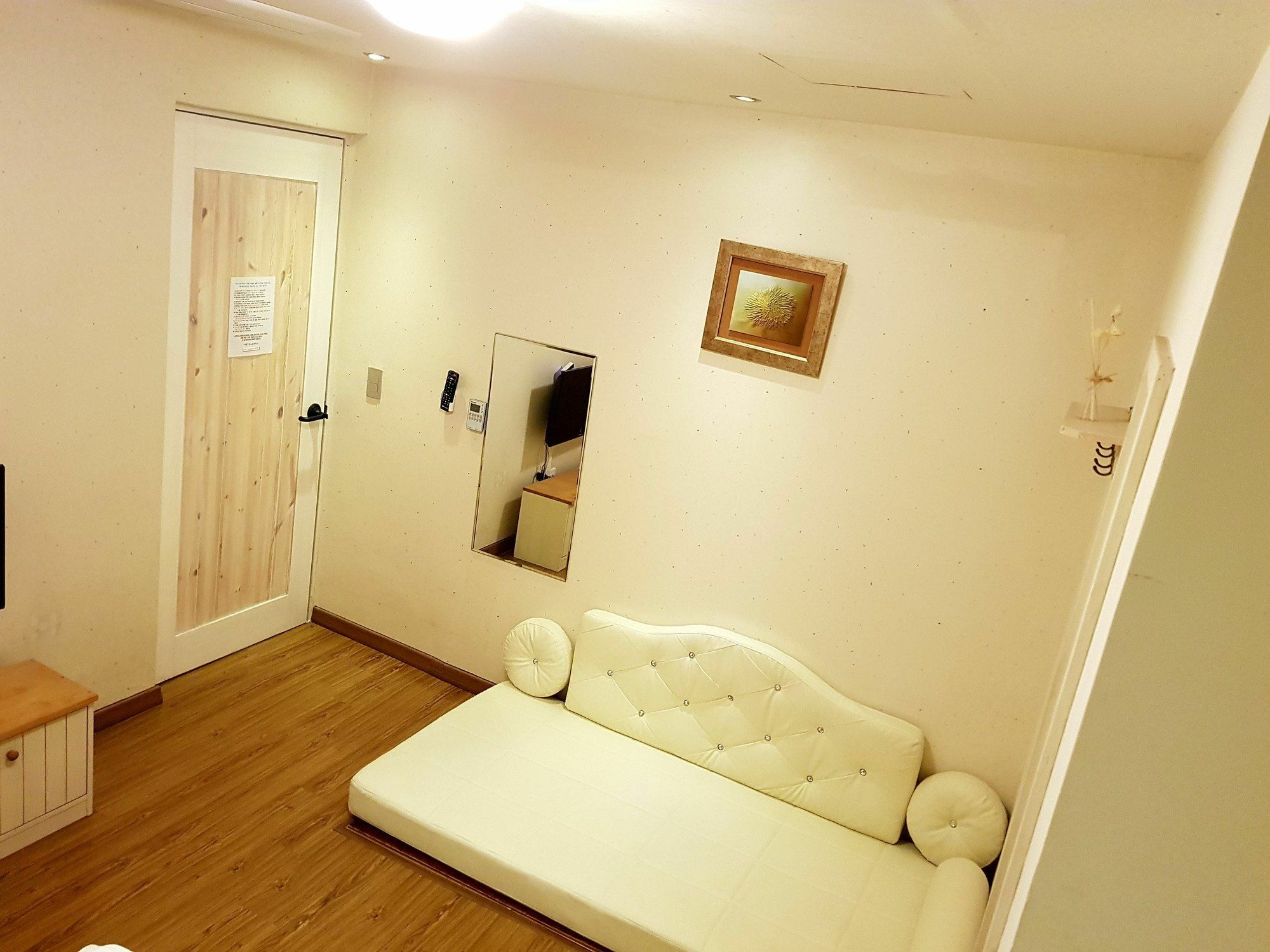 Yujung Guesthouse Csondzsu Kültér fotó